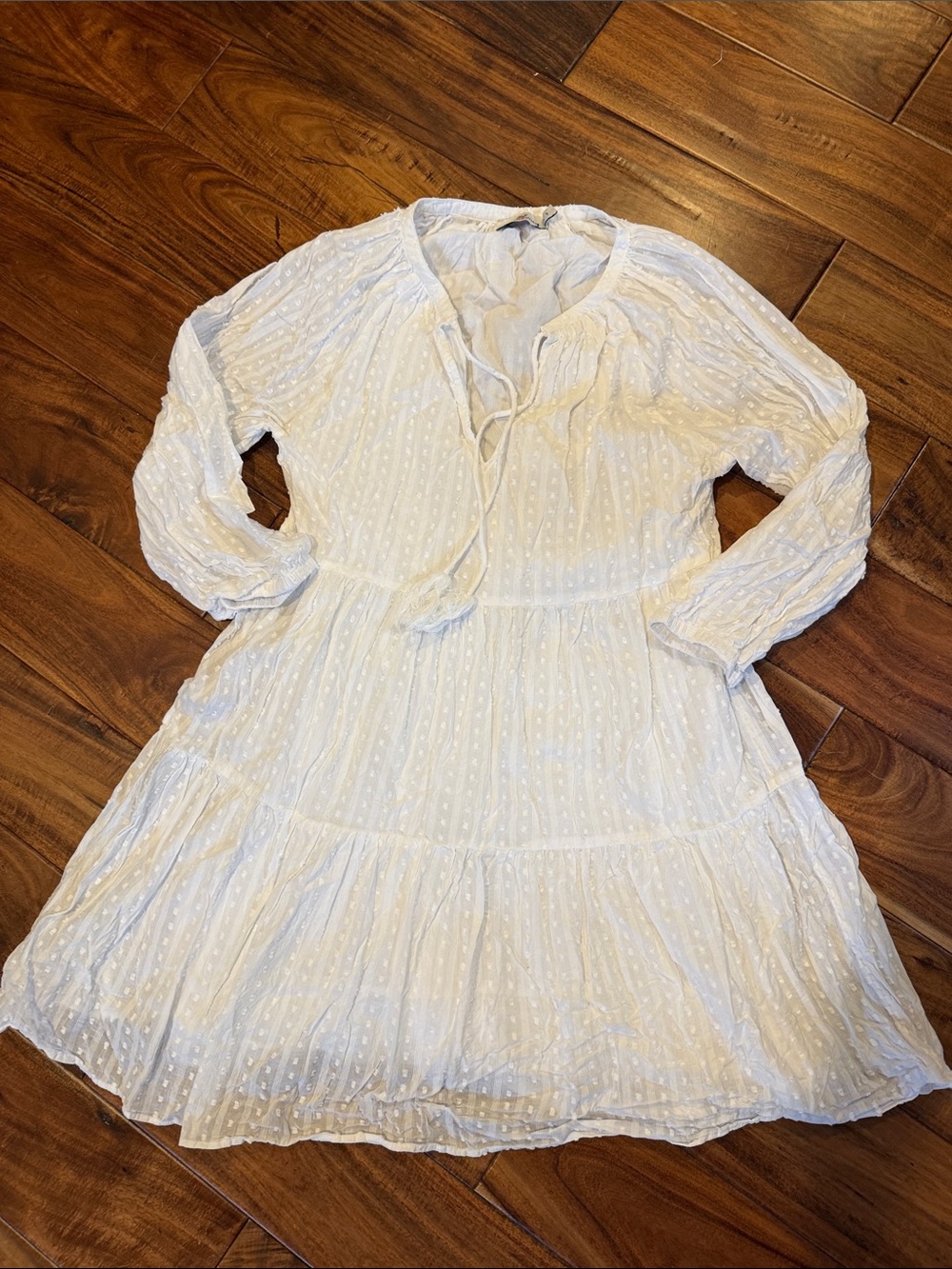 Vineyard Vines White Long Sleeve Swiss Dot Dress, Small, EUC